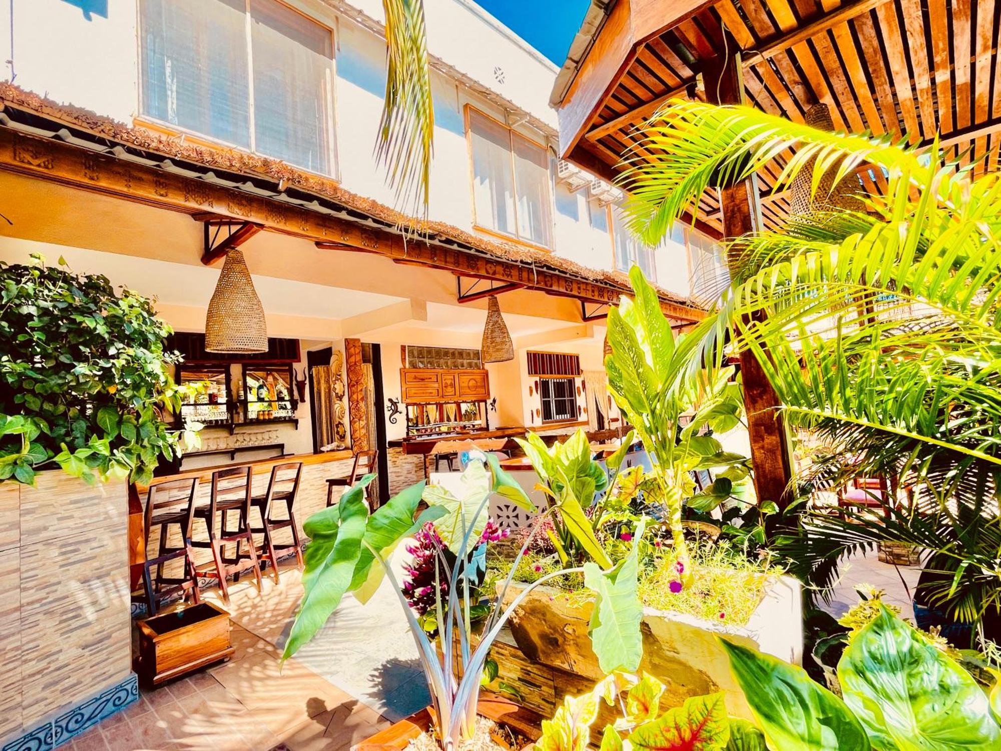 Le Nouvel Eden Hotel โตเลียรา ภายนอก รูปภาพ